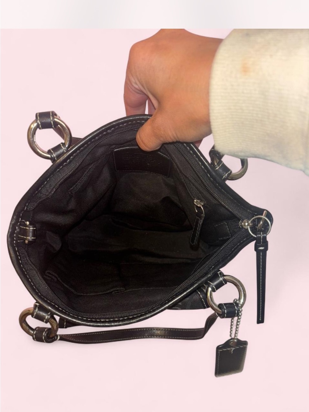 Coach Black Signature Canvas Turnlock Shoulder Bag - Gem